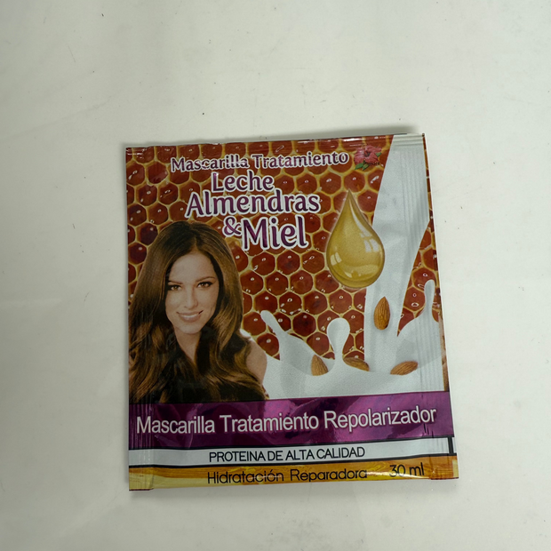 MASCARILLA LECHE ALMENDRAS Y MIEL REPOLARIZADOR