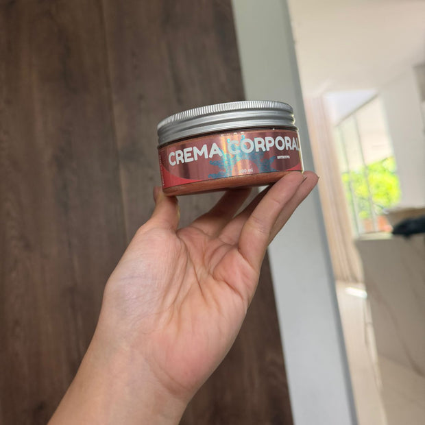 Crema hidratante nutritiva corporal